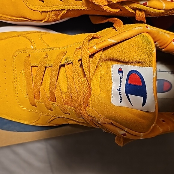 Champion shoes - Picture 7 of 9